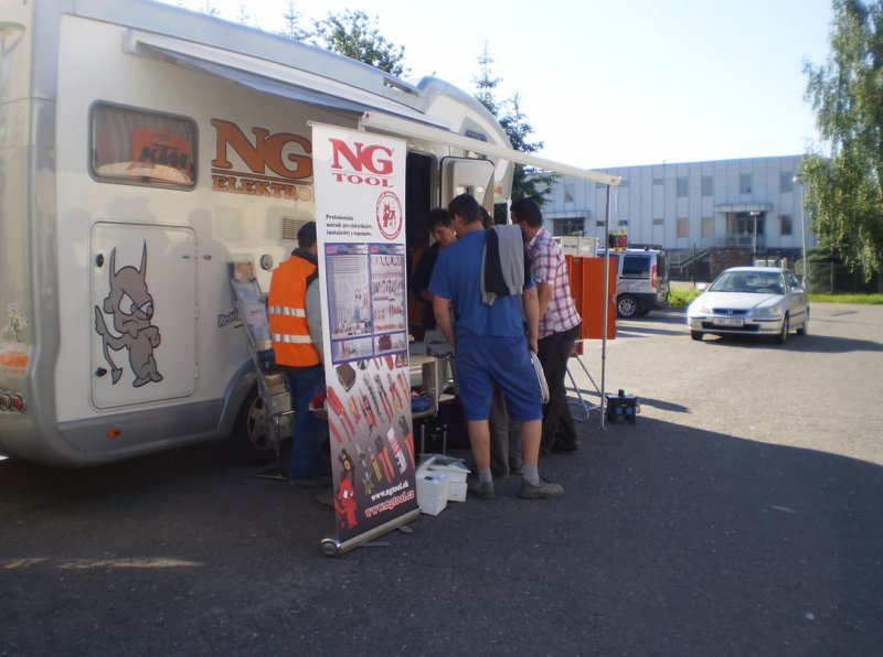 Kleště trubkové 45 °"X-Grip",