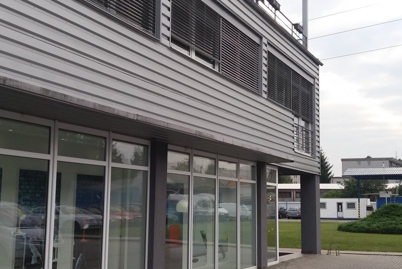 Vázací páska se stabilizací proti UV